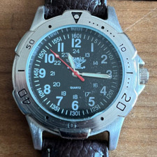 montre bracelet N2275 quartz