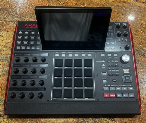 Akai professional mpc - akai,