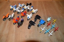 LEGO  lot de  25 VEHICULES a 2 et 3 ROUES