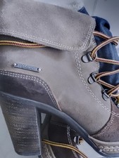 Bottines Diesel pointure 38 – style montagne à talons