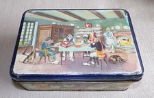 Ancienne boite en fer à