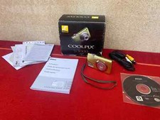 ---NIKON COOLPIX S3000 12.0 MP SD 8 GB CAMERA NUMERIQUE---
