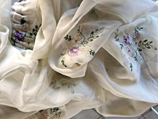 UNIQUE Paire de  Rideaux  Anciens Voilages  Broderie POINT DE BEAUVAIS