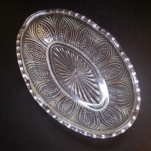 Plat corbeille coupe verre