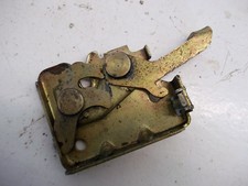 verrouillage selle de piaggio 50 typhoon 2007