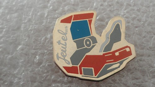 Pin jeutel - pin, s