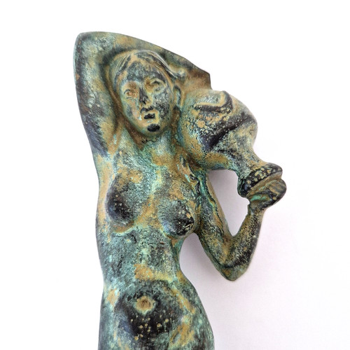 Jolie petite sculpture - , en