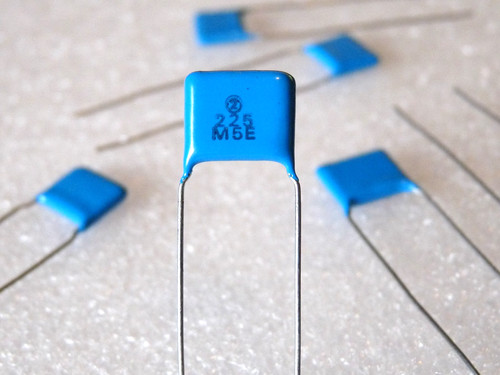 2uf 50v z5u 20 - 50v,