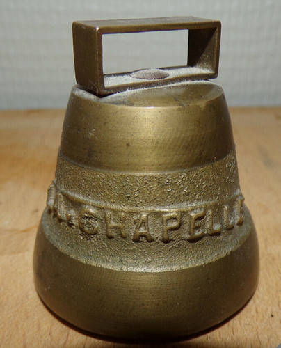 Ancienne petite cloche - , /