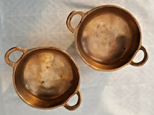 2 petits poêlons en laiton