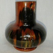 BEAU VASE EN FAIENCE