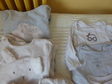 lot pyjamas velours et body bébé fille 23 mois hiver occasion tbé