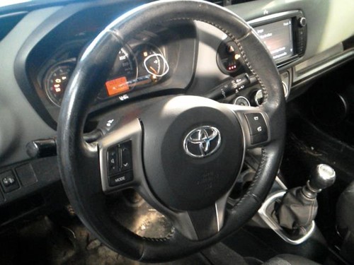 Volant toyota yaris phase 2 - volant,