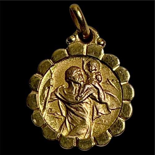 Magnifique médaille saint - magnifique,