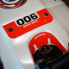 Autocollant 3D Protection Zone Clé Compatible Avec YAMAHA XSR900 2022-2025 Rouge