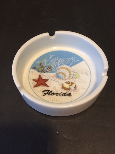 Round  Vintage Florida Ash