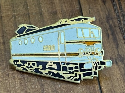 Pins pin enamel train - pin,
