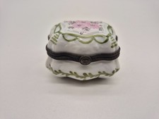 BOITE A MOUCHES PILULIER PORCELAINE DECOR FLORAL COUSSINS SIGNEE OBJET VITRINE