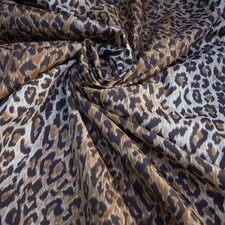 Tissu imprimé léopard de