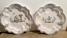2 assiettes décoratives