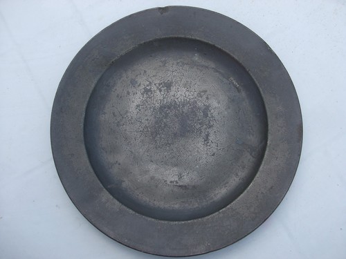 Assiette ancienne etain - assiette, en