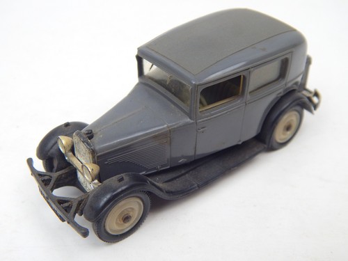Peugeot 201 car les - 1/43,
