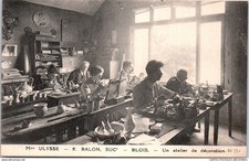 41 BLOIS - Maison ULYSSE BALON, un atelier de decoration (faience)