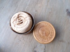 Ancienne Boite a fil en carton