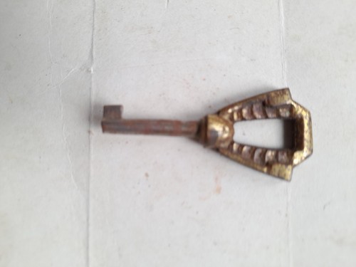 Objet ancien laiton fer - objet, en