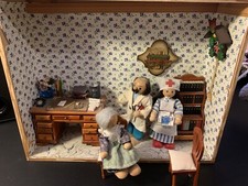 Mini maison de poupée