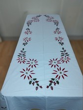 JOLIE NAPPE DE TABLE BLANCHE BRODEE MAINS Artisanat Madagascar Thème Noël 2