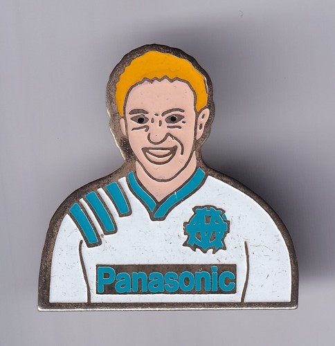 Rare pins pin football - rare,