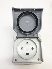 Legrand LEG91656 Prise étanche Prise électrique encastrée 20 A 3p IP55 ik0...