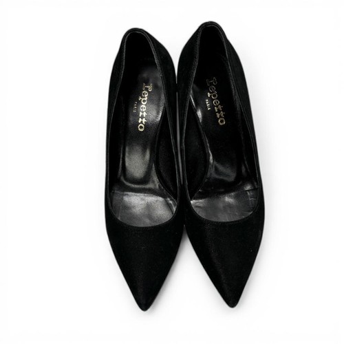 Repetto pointed toe pumps - toe,