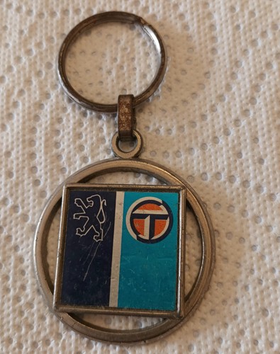 Porte clé ancien peugeot - ancien-,