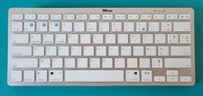 Clavier Trust Bluetooth pour PC, Android et iOS en excellent état.