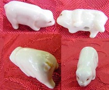 PETIT COCHON FÈVE EN