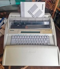 machine à écrire électronique Brother AX-440, juillet 2002. Excellent état.