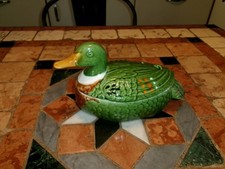 TERRINE en forme de CANARD en céramique Michel CAUGANT barbotine