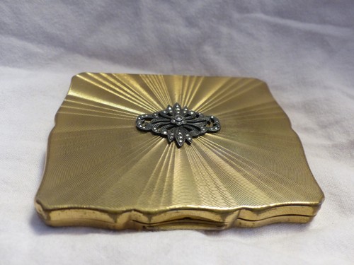 Boite poudre miroir - a,