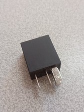 1x Relais Compatible 8200263345 relais Bitron Renault 12V 12 Volt Pour Renault 