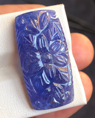 Pierre taillée tanzanite - taillée,
