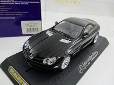 C2753- SLOT CAR MERCEDES-BENZ SLR McLAREN ROAD CAR SCALEXTRIC 1/32