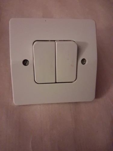 Double interrupteur va - double, /
