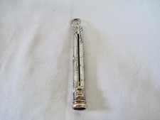 porte crayon rétractable art