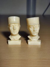 Lot 2 figurines Bustes