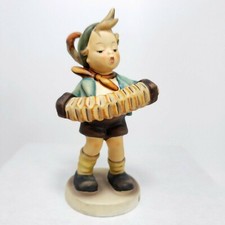 6" Goebel Hummel Figurine
