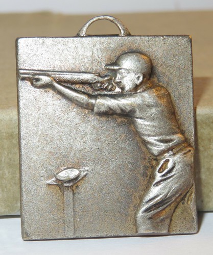 Pendentif medaille tir - pendentif,
