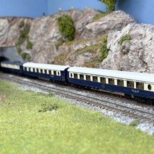 3 voitures "Etoile du Nord", fourgon DD3, 1 voiture VPC et VP, CIWL, Ep. II - AR