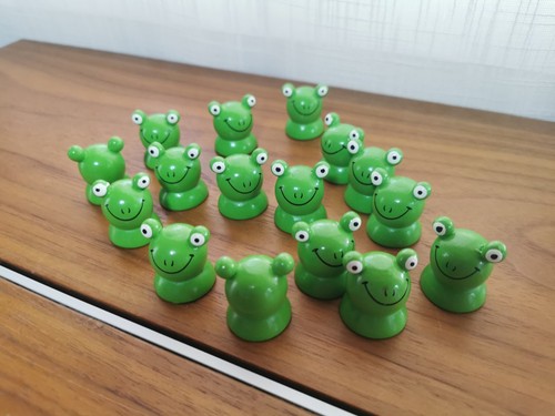 Grenouille bois saute - grenouille, en